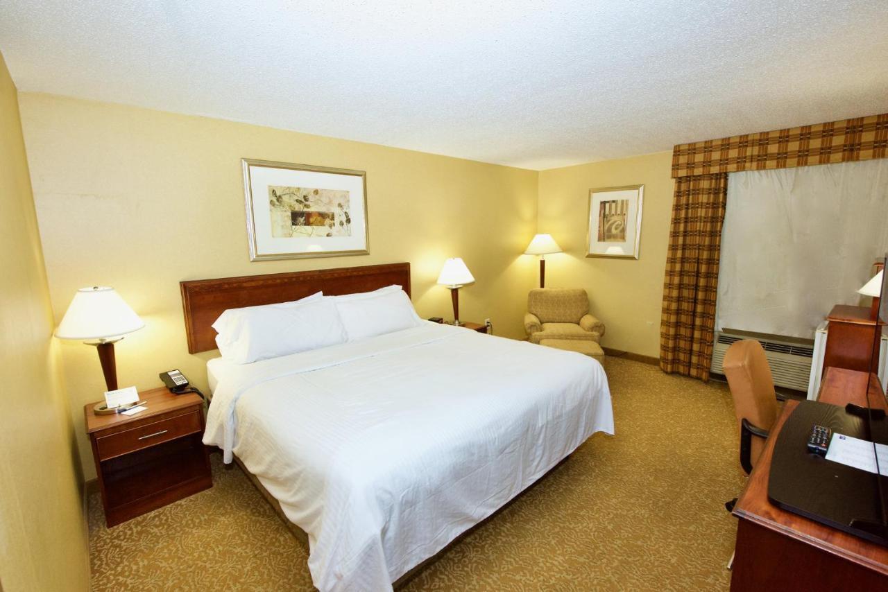 Holiday Inn Express hotel y Suites Fenton-I-44 Exterior foto