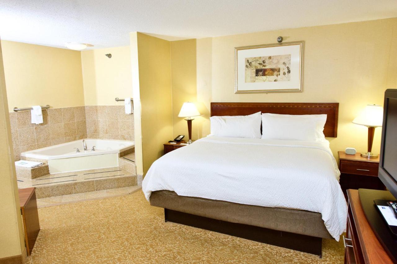 Holiday Inn Express hotel y Suites Fenton-I-44 Exterior foto