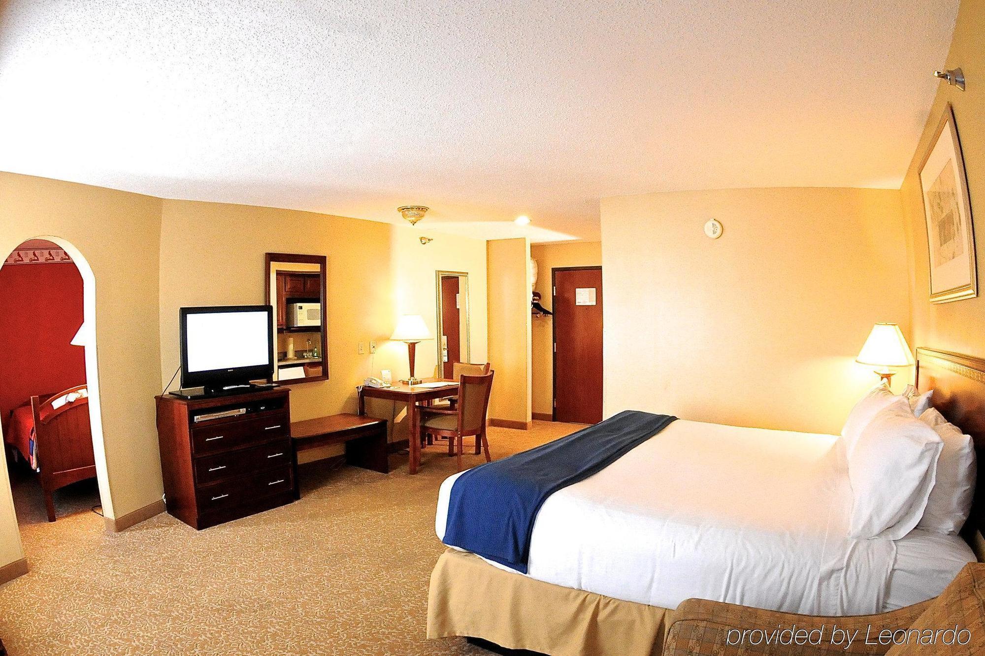 Holiday Inn Express hotel y Suites Fenton-I-44 Exterior foto